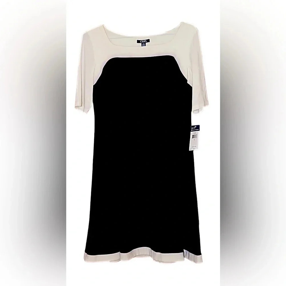 NWT Chaps Brand woman’s Color block dress. Navy and white size large